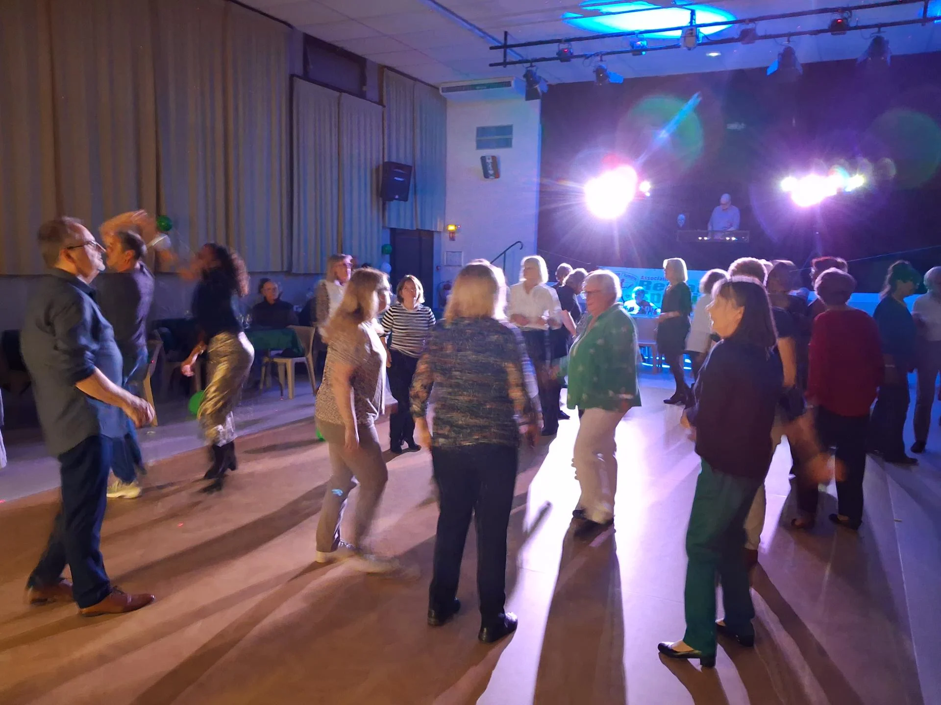 Photo 3 soirée dansante